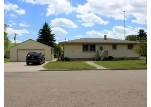 HOUSE FOR SALE BY OWNER:  $139,900