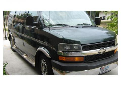 2005 Chevy Express Regency Van